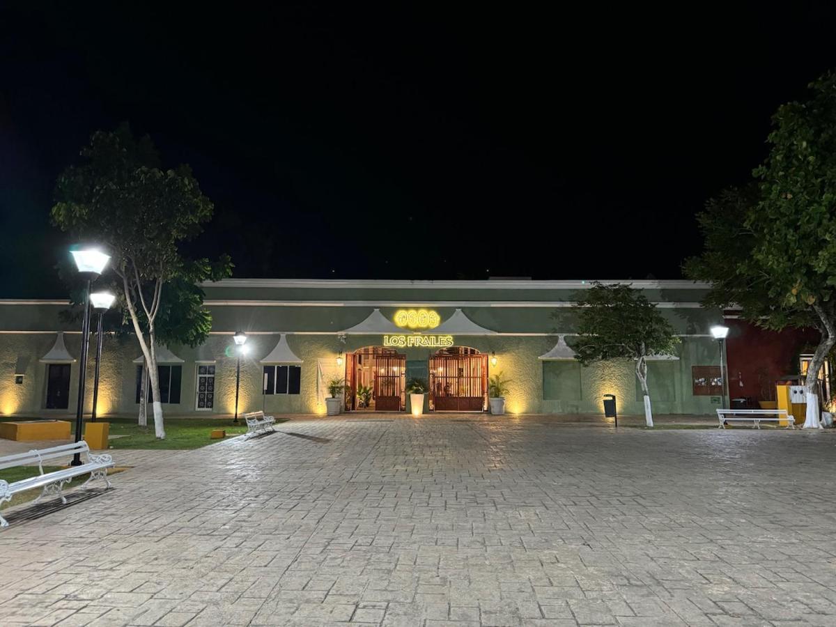 Frater Yucatan Hotel Valladolid  Buitenkant foto